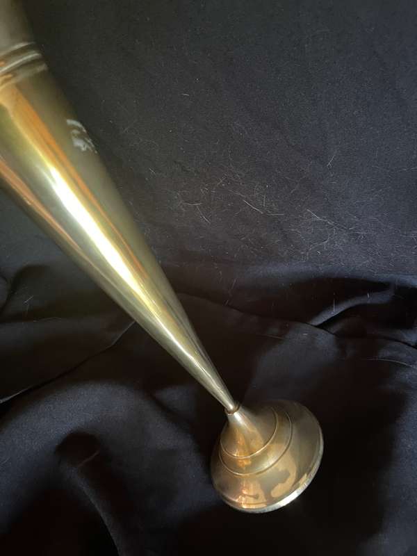 Vase trumpet(B)