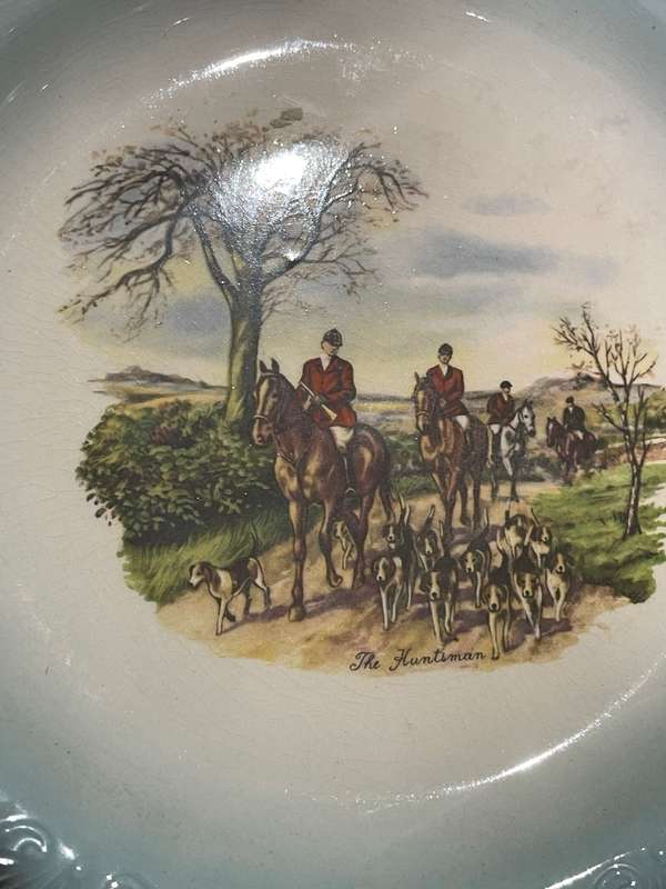 Plate display Foley
