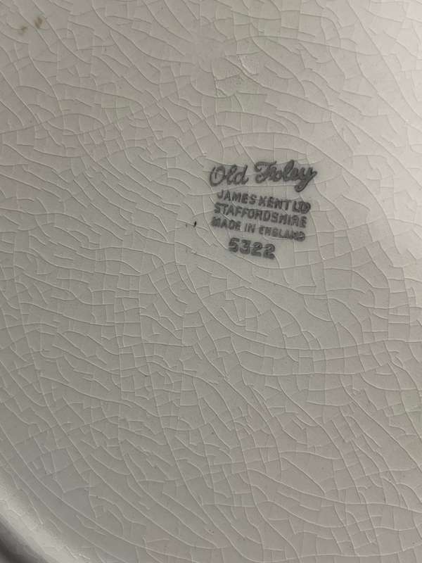 Plate display Foley