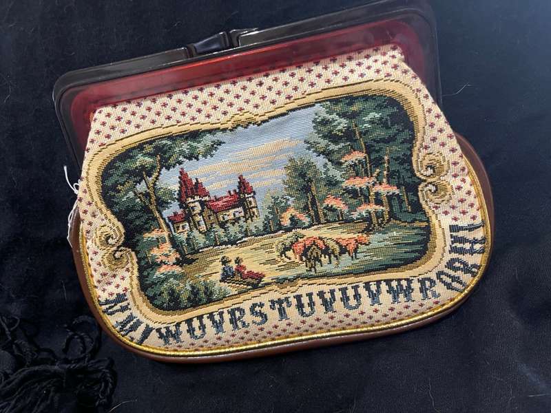 Handbag clutch bag tapestry style