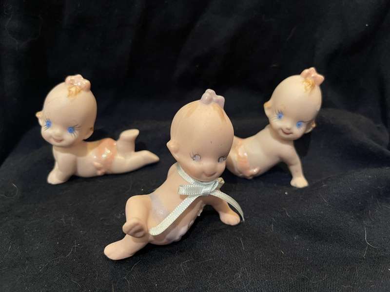 Ornament Kewpie baby porcelain