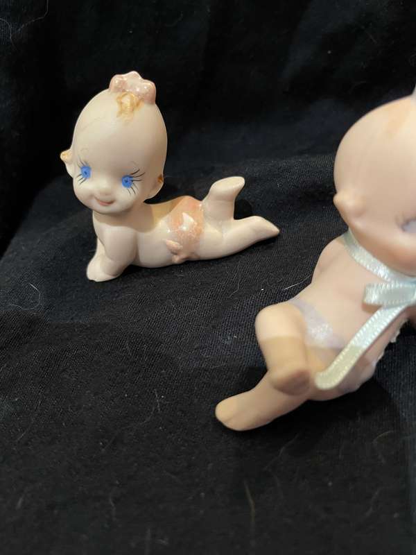 Ornament Kewpie baby porcelain