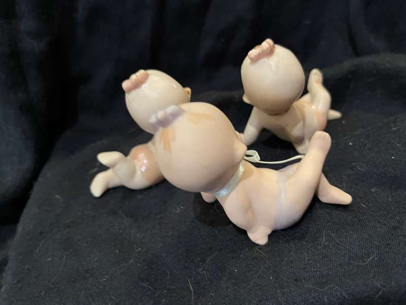 Ornament Kewpie baby porcelain