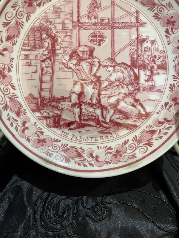 Plate Delft De Pleisteraar pink