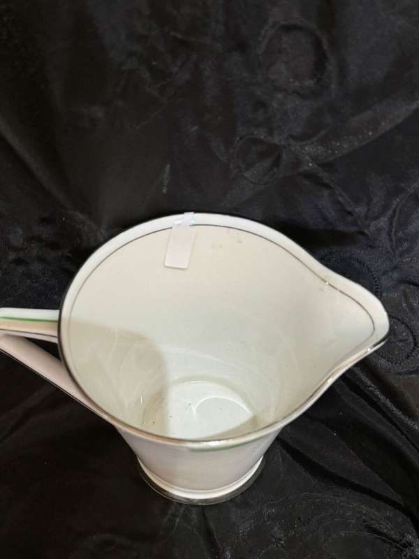 Creamer/milk jug  Bavarian