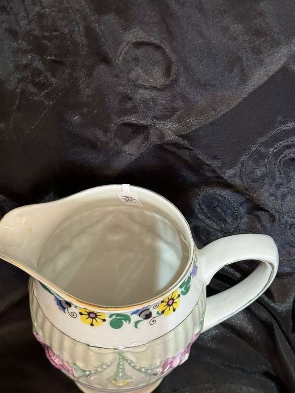 Creamer/milk jug Czechoslovakia