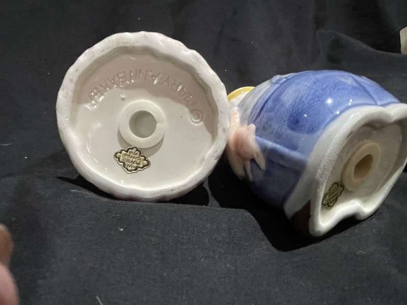 Salt pepper Mary Ann Baker handpainted