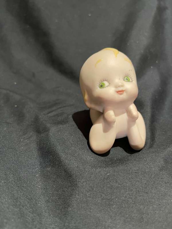 Ornament Kewpie doll