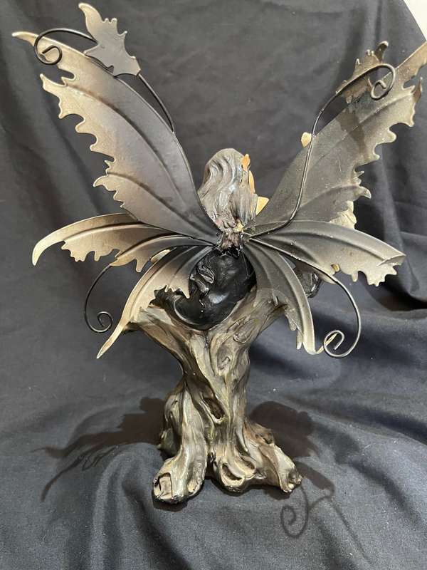 Figurine fairy