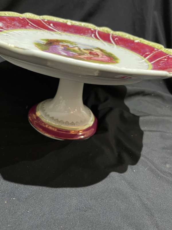 Cake stand/platter pedestal