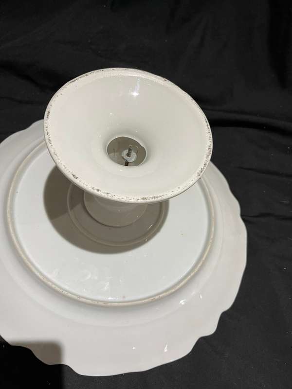 Cake stand/platter pedestal