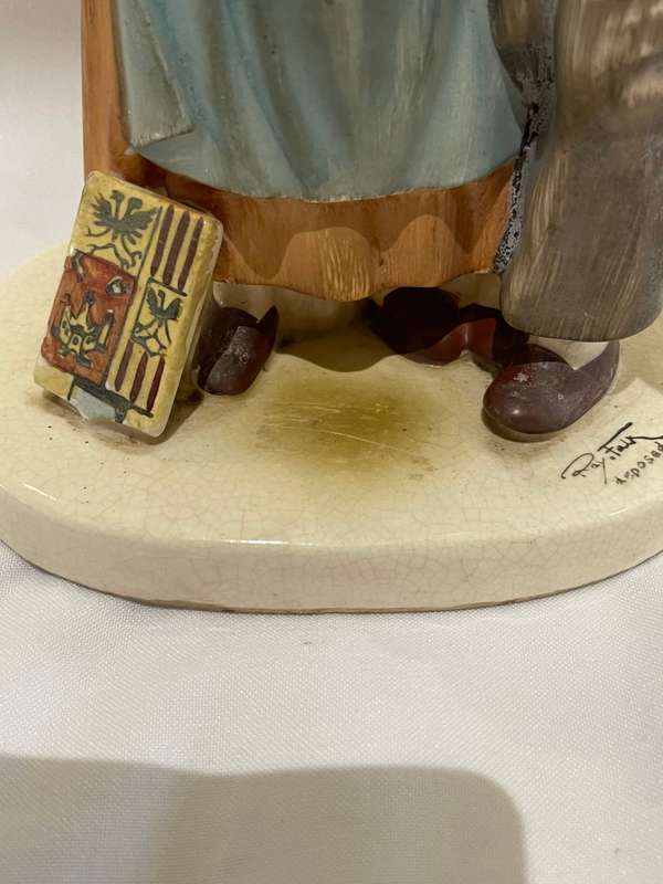 Ornament/Figurine Ray Falk depose