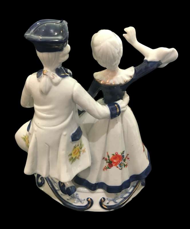 Figurine