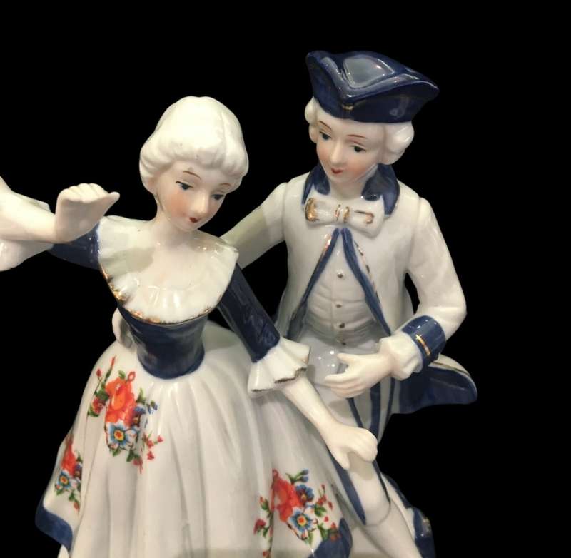 Figurine