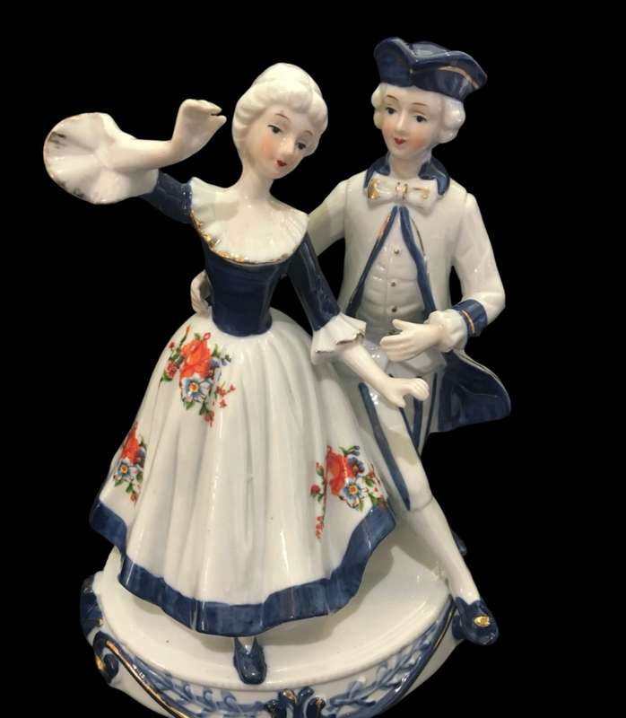 Figurine
