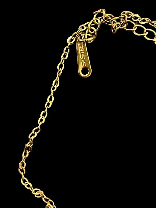 Necklace costume jewellery