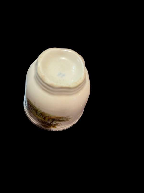 Egg cup Alfred meakin