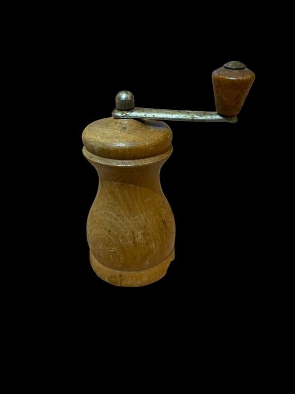 Pepper grinder