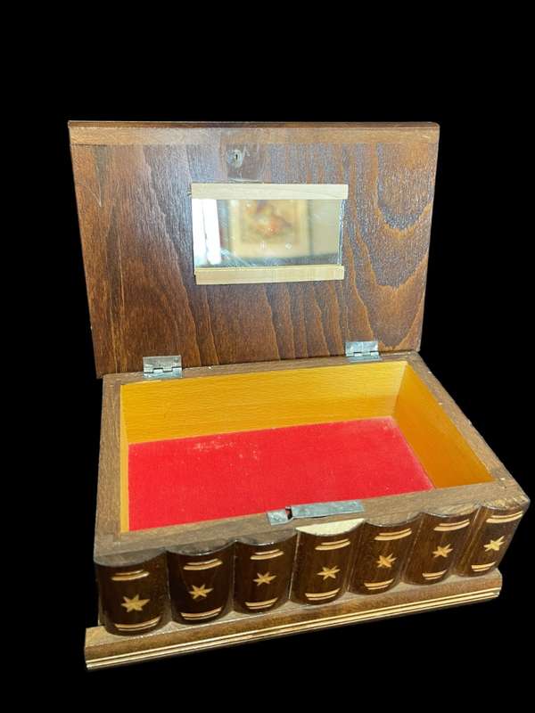 Jewellery box Indonesia
