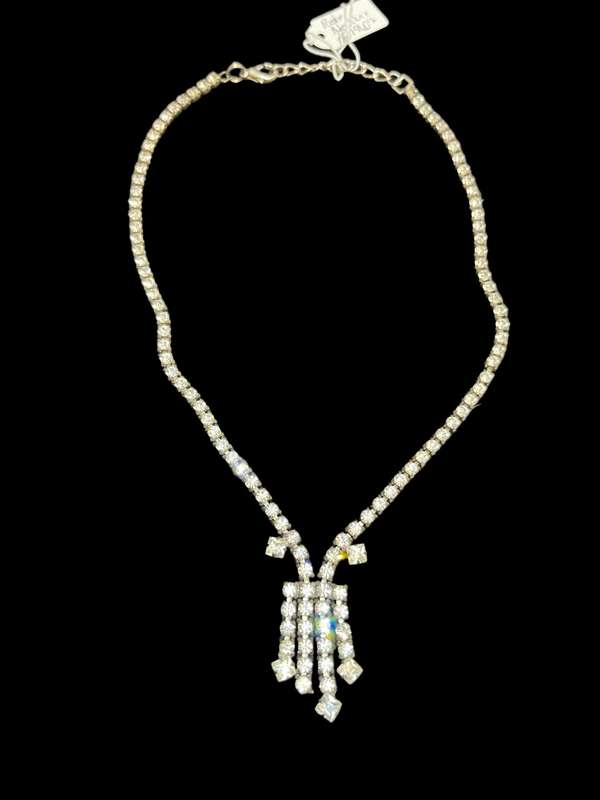 Necklace paste diamante