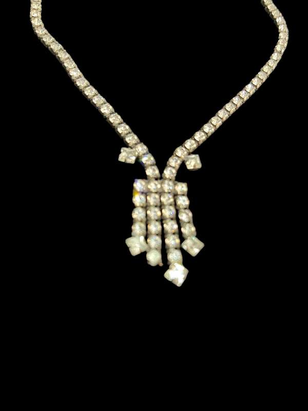 Necklace paste diamante