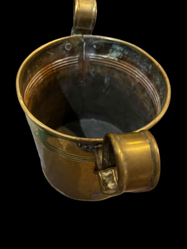 Planter /container brass