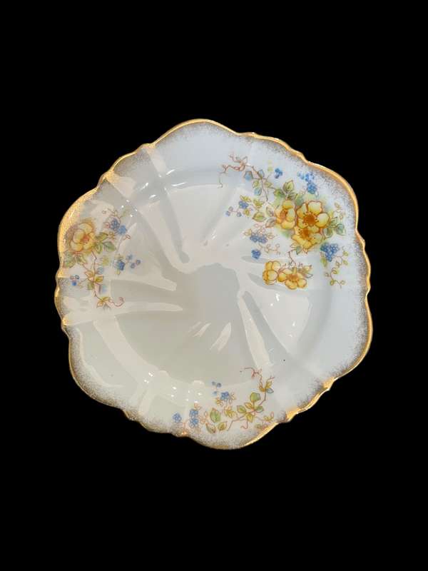 Cake/side plates Victorian each
