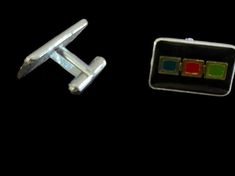 Cufflinks