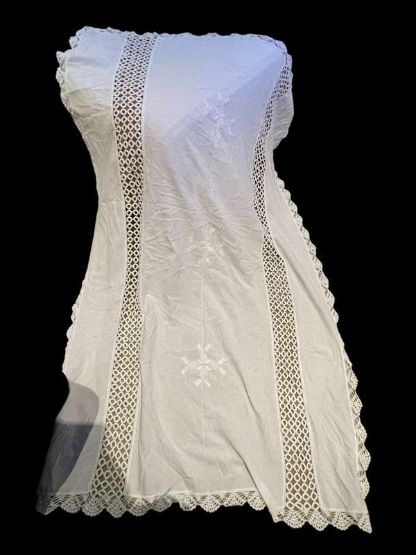 Tablecloth overlay