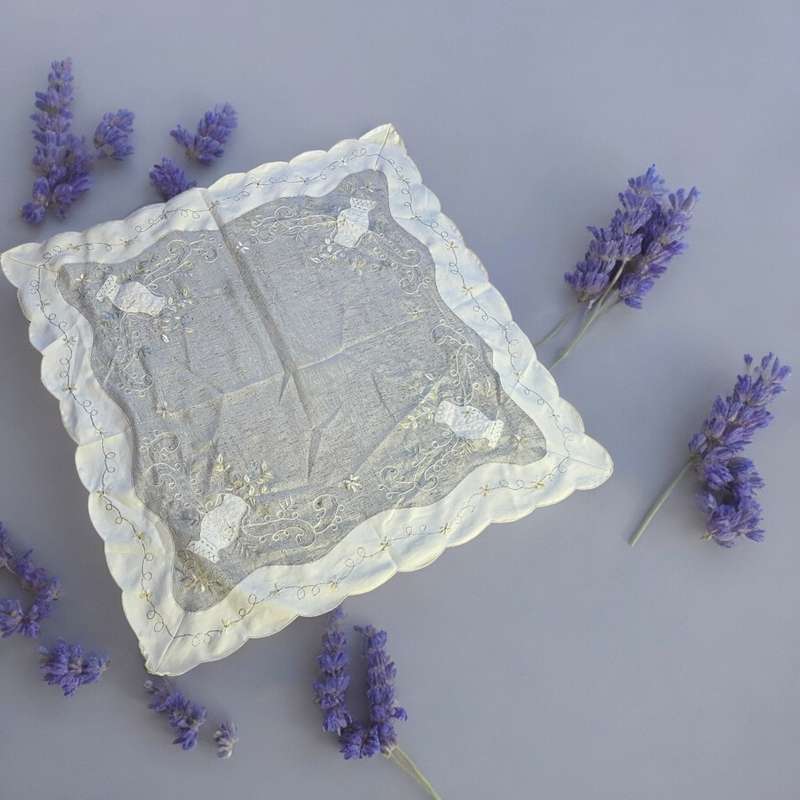 Table centre piece/overlay(A)