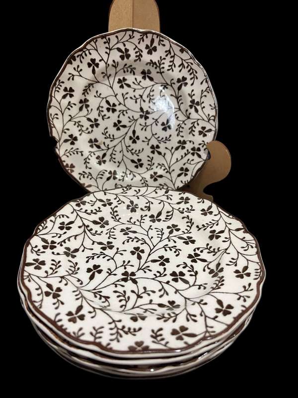 Cake/side plates Johnson x6