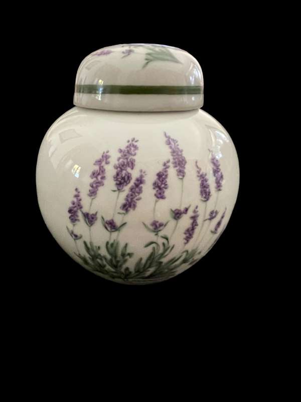 Ginger jar Bavarian lavender