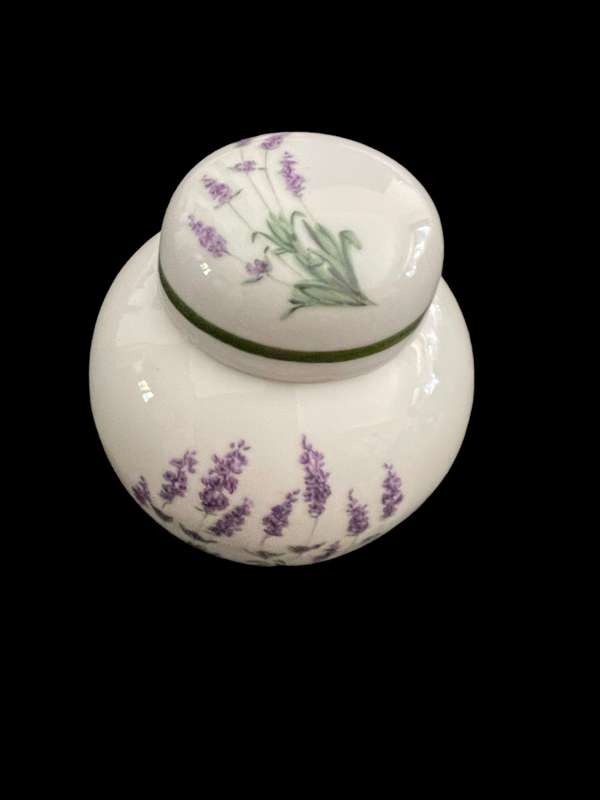 Ginger jar Bavarian lavender