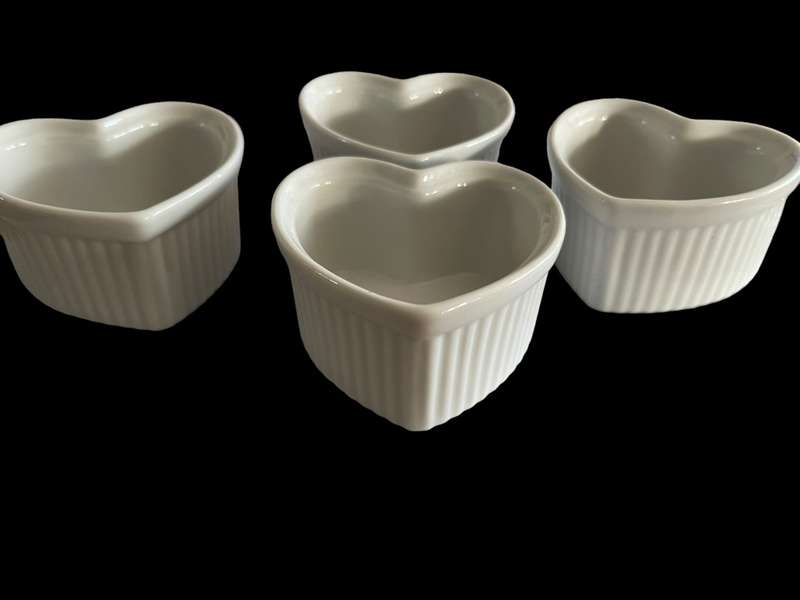 Oven dish/ramekins each