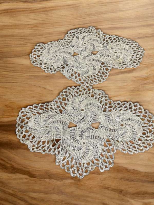 Doilies each(Nr16)