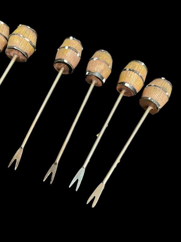 Cocktail forks