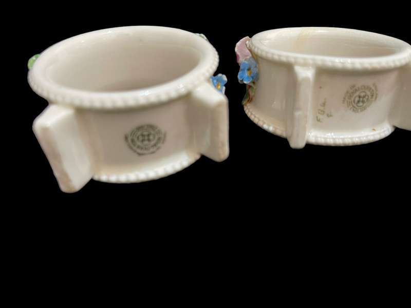 Serviette holders/rings Royal Doulton set