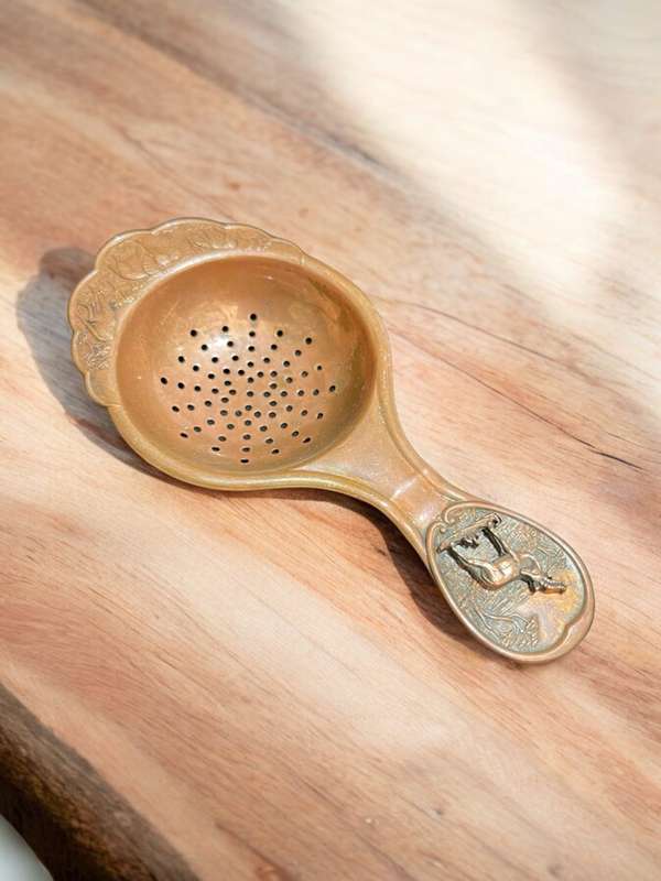 Tea sieve copper