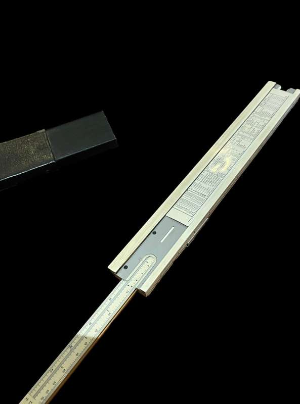Ruler Antique Hemmis