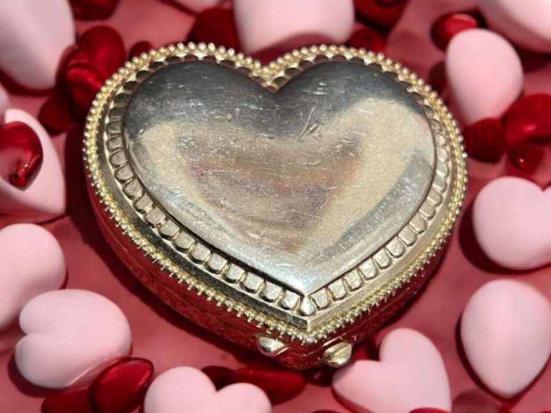 Compact Estee Lauder