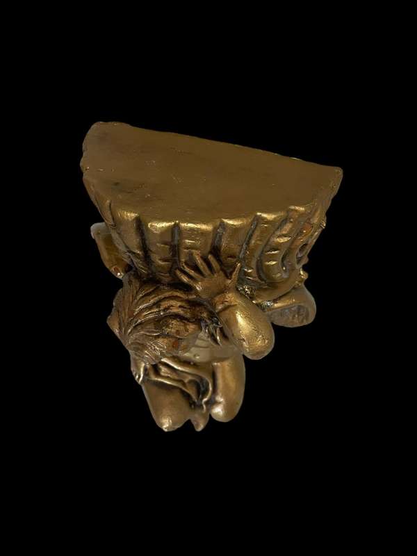 Wall sconce cherub