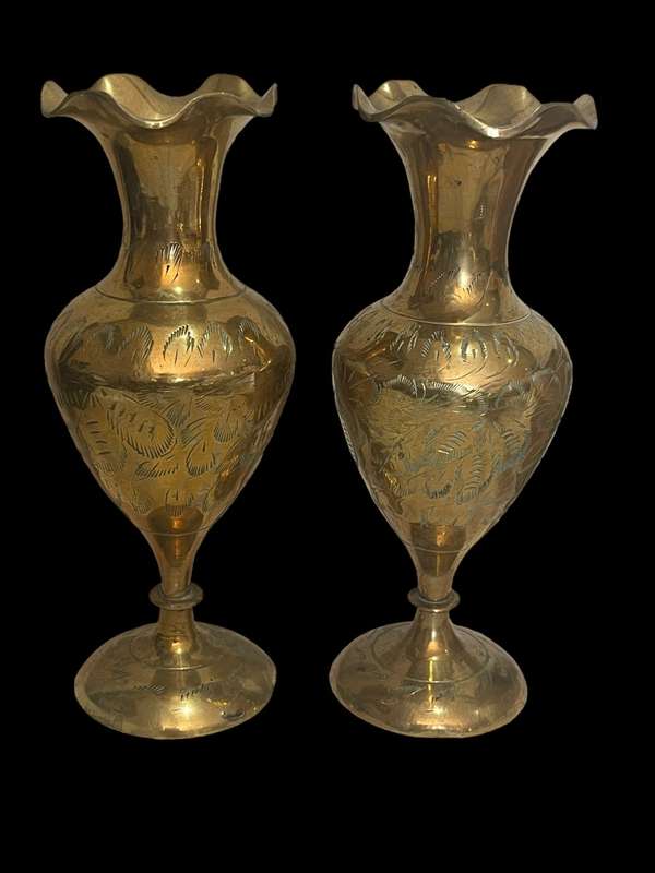 Vases brass set
