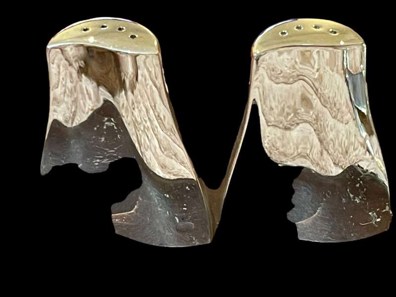 Salt pepper pots/cellars