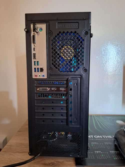 Evetech IKON Mid-Tower Gaming PC, RYZEN 5 3600, GTX 1660 Super incl. DELL FHD IPS Monitor
