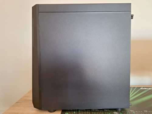Evetech IKON Mid-Tower Gaming PC, RYZEN 5 3600, GTX 1660 Super incl. DELL FHD IPS Monitor