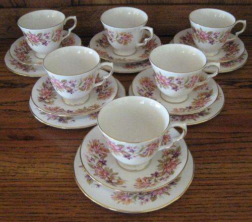 Lovely Colclough Tea Set. "Wayside" Honeysuckle with gold rim. 6 trios