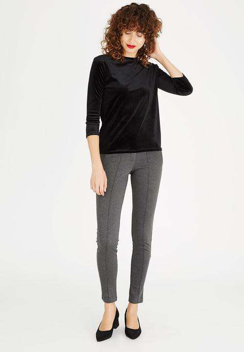 Black velvet top