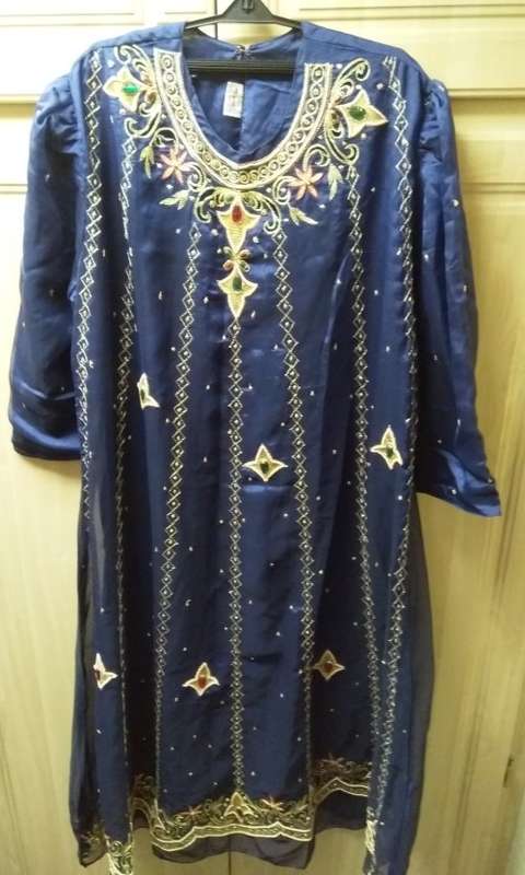 Eastern evening dress Navy blue and gold embroidered