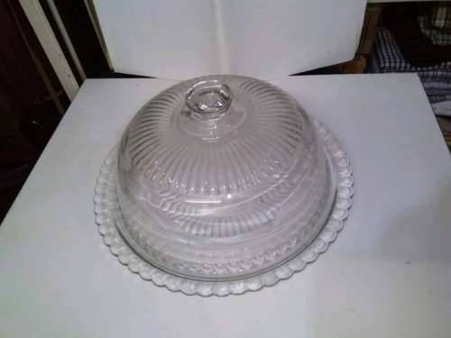 Brand new Luminarc glass cake stand with dome lid