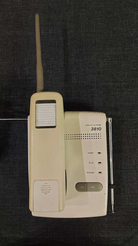 Vintage Cordless landline telephone phone with antenna